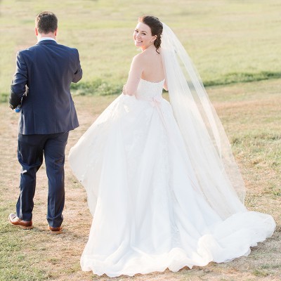Wedding at the Fox Hill Inn: Sneak Peek
Kristin & Richard are Married